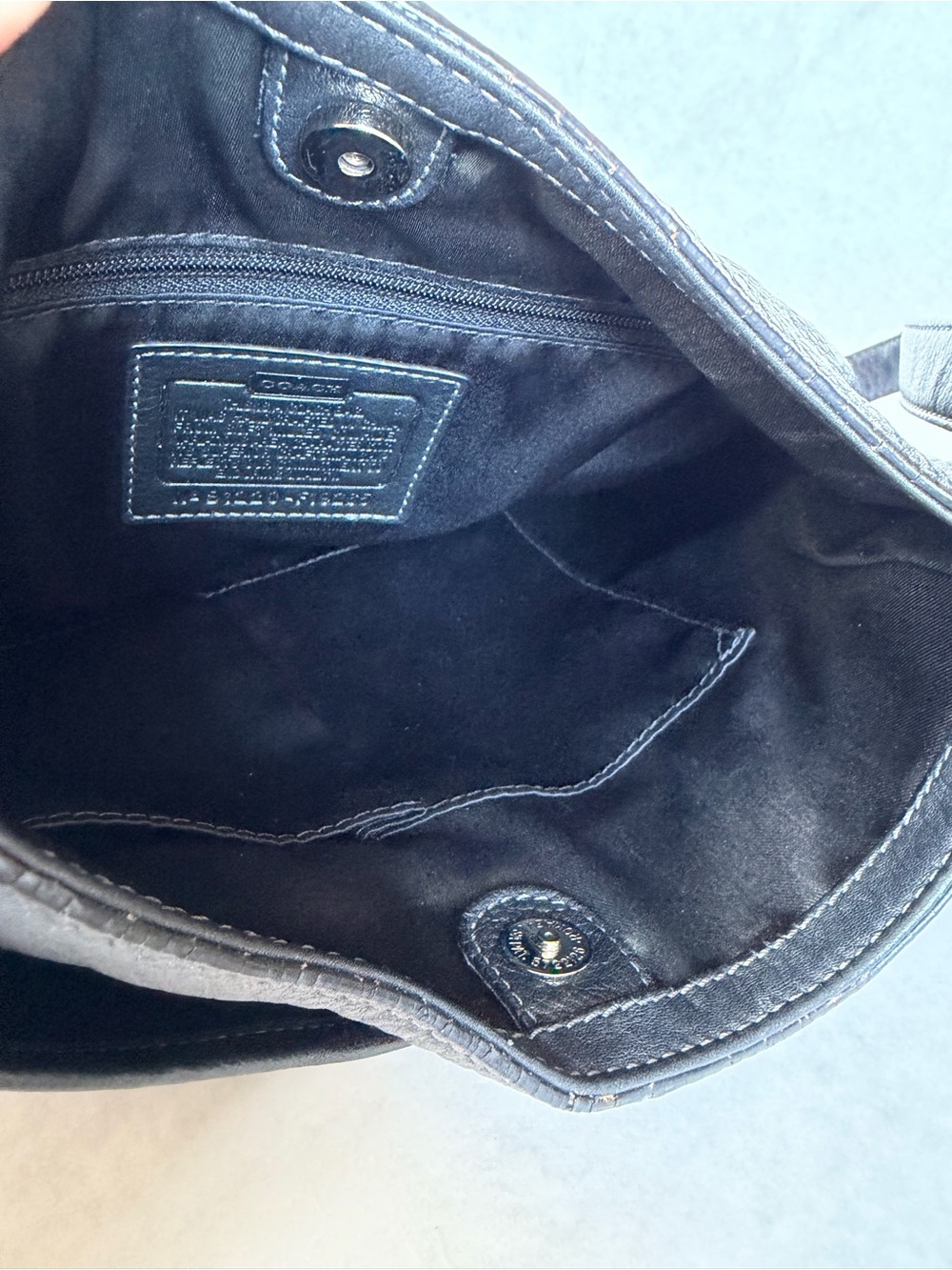 Coach Penelope F19265 Black Pebbled Leather Turnlock Crossbody Bag - Picture 4 of 5